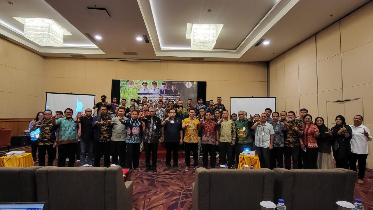 https://dishutkaltim.com/public/admin/images/gambar_berita/1664242481_WhatsApp Image 2022-09-27 at 9.30.07 AM.jpeg